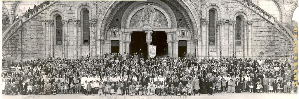 PELERINAGE D ORAN A LOURDES AOUT 1952  001.JPG